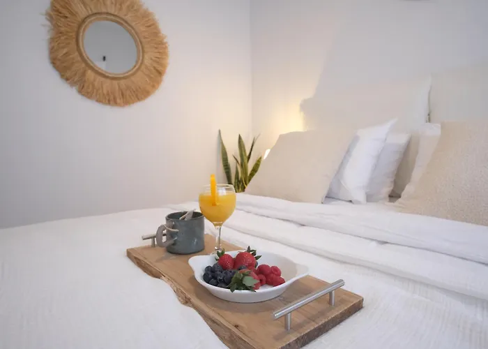 Salt & Wave Holiday home *