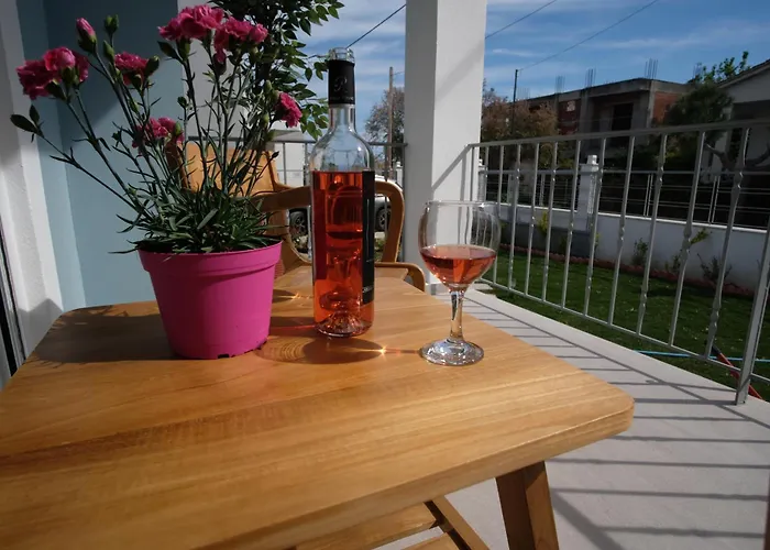 Salt & Wave Holiday home