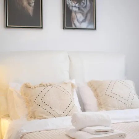 Salt & Wave בית נופש וולוס