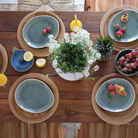 Salt & Wave בית נופש וולוס